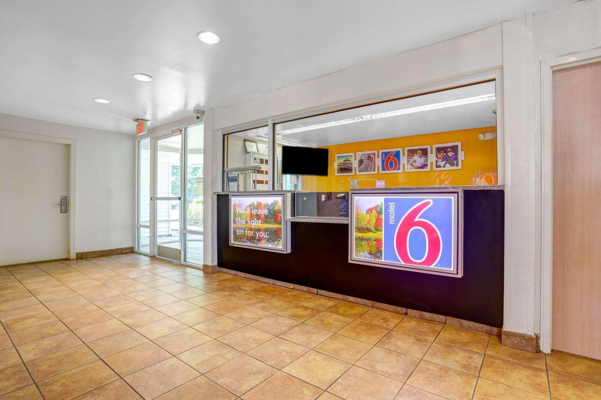 Motel 6-Raleigh, Nc - North Екстериор снимка